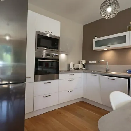 Апартаменты Chaleureux 6 Pers Avec Terrasse Au - Fr-1-858-31